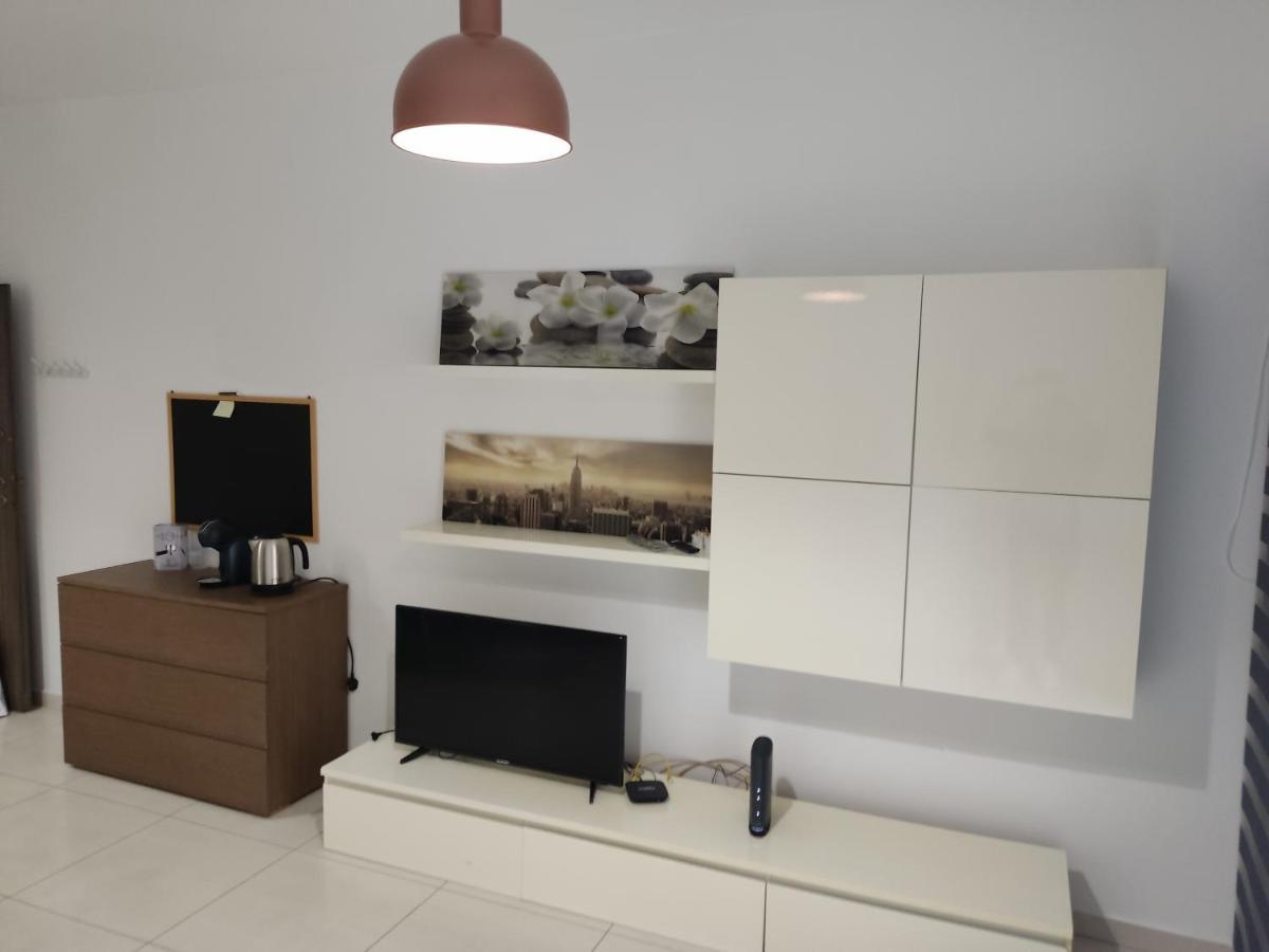 Апартаменты Hampton Court, Block C, N.2 Сент-Полс-Бей Экстерьер фото