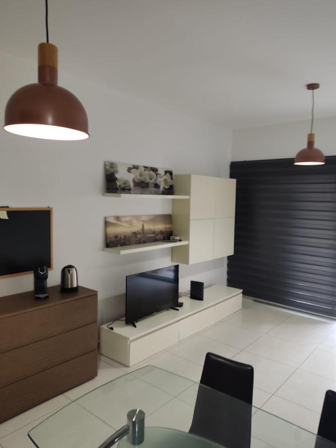 Апартаменты Hampton Court, Block C, N.2 Сент-Полс-Бей Экстерьер фото
